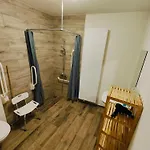 Ladeuze Hotel