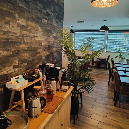 Hotel Ladeuze Loviano